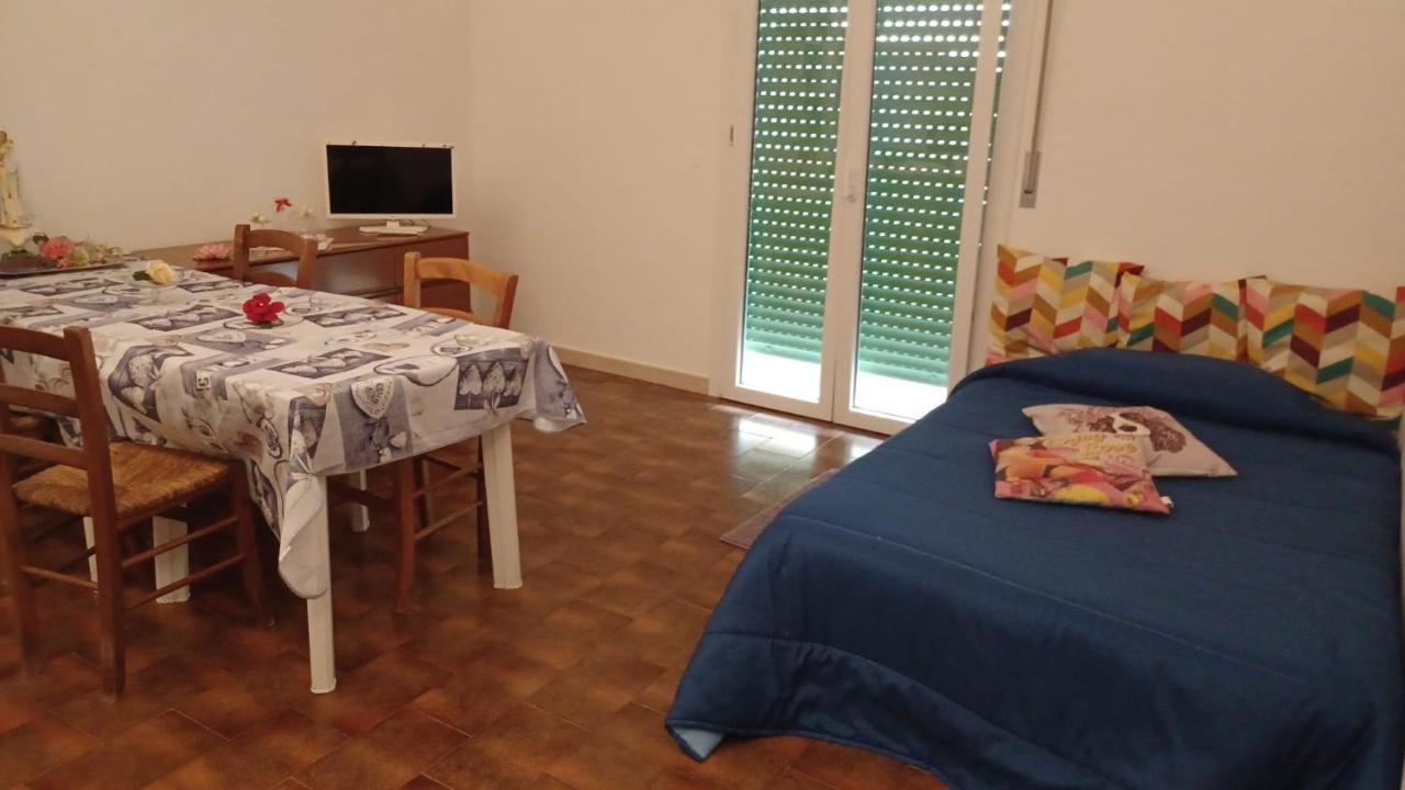 Апартаменты La Casa Di Dalila Санта-Кроче-суль-Арно Экстерьер фото